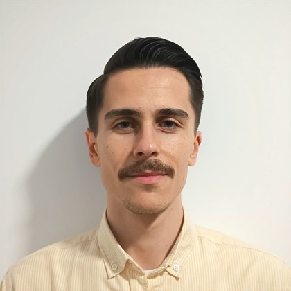 Ángel Blanco García — Polaroid cuerpo entero / proporciones