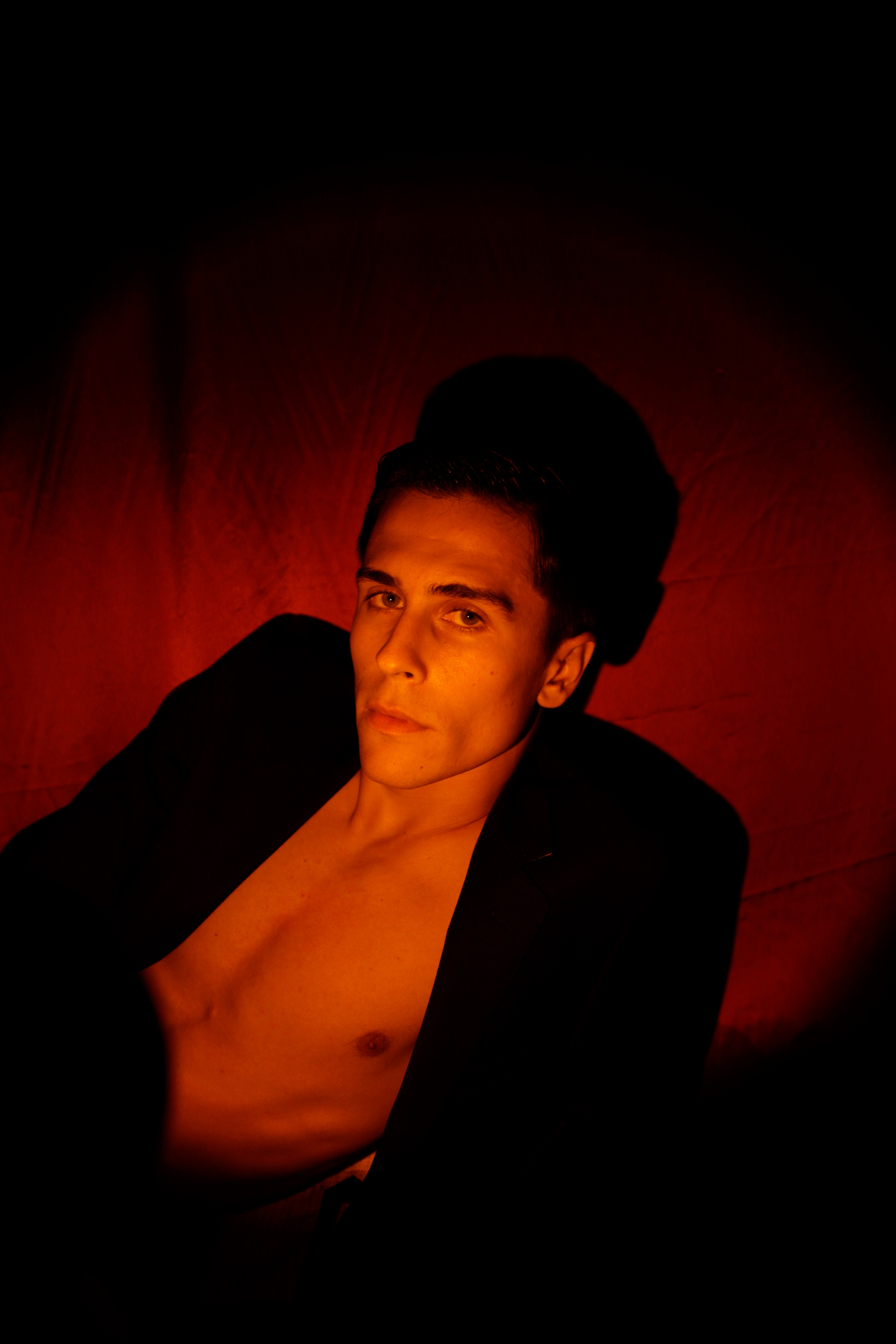 Ángel Blanco García — Retrato editorial clásico